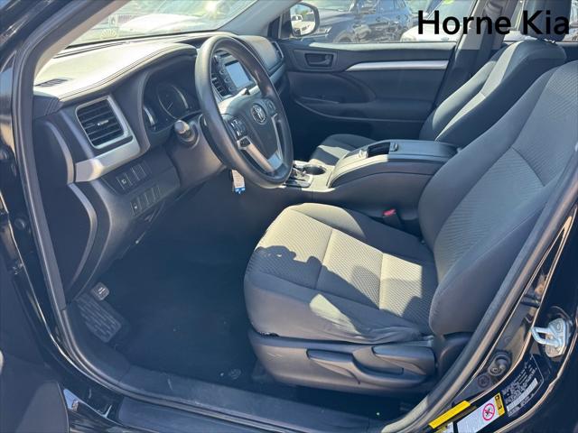 2018 Toyota Highlander LE