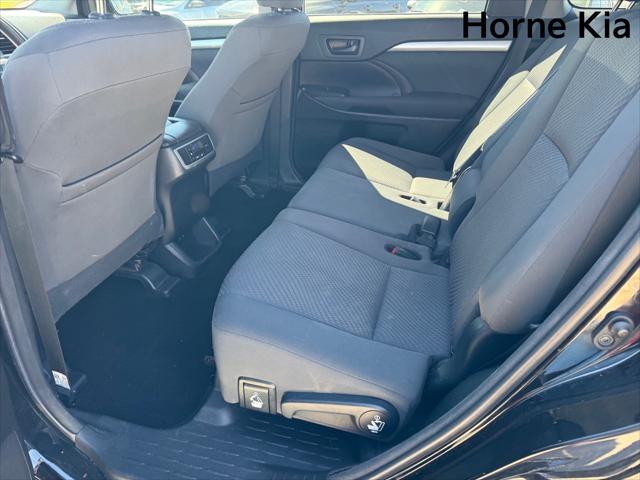 2018 Toyota Highlander LE