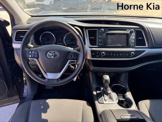 2018 Toyota Highlander LE
