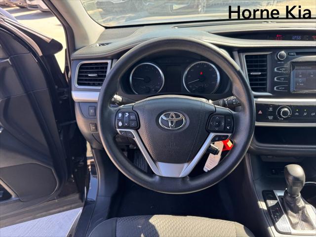 2018 Toyota Highlander LE