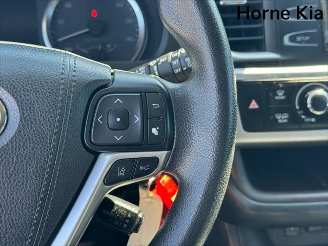 2018 Toyota Highlander LE