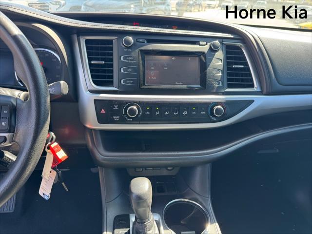 2018 Toyota Highlander LE