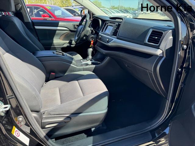 2018 Toyota Highlander LE