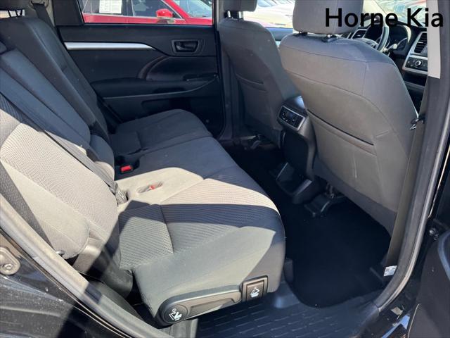 2018 Toyota Highlander LE