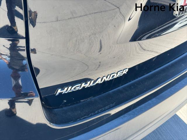2018 Toyota Highlander LE