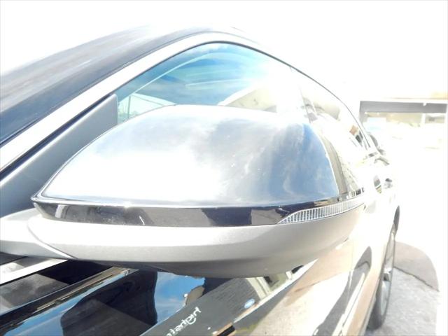 2023 Audi Q8 Premium Plus 55 TFSI quattro Tiptronic