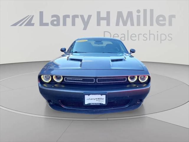 2015 Dodge Challenger SXT