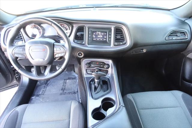 2015 Dodge Challenger SXT