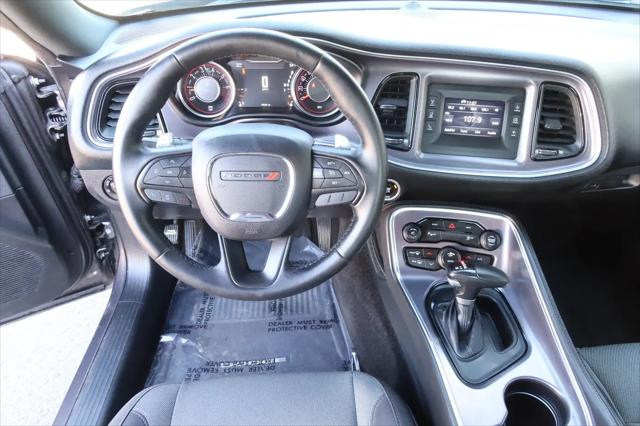 2015 Dodge Challenger SXT
