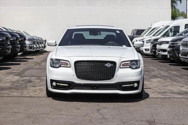 2023 Chrysler 300 300C