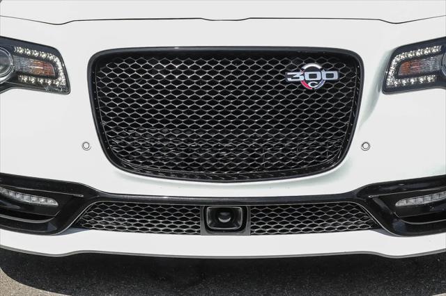 2023 Chrysler 300 300C