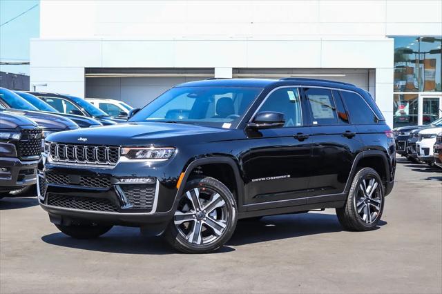 2027 Jeep Grand Cherokee Limited for sale in Costa Mesa, CA