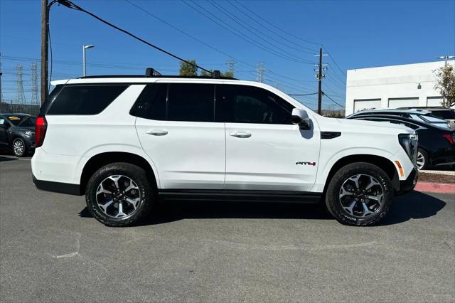 2025 GMC Yukon 4WD AT4