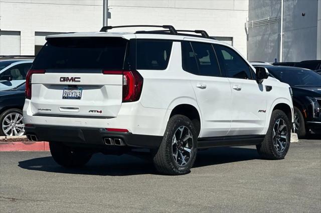 2025 GMC Yukon 4WD AT4