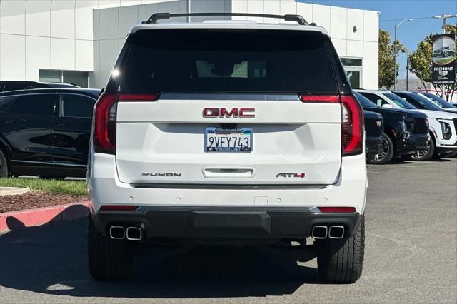 2025 GMC Yukon 4WD AT4