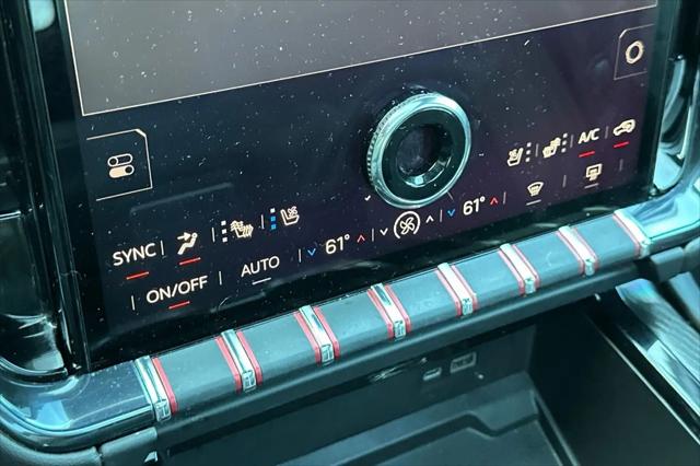2025 GMC Yukon 4WD AT4