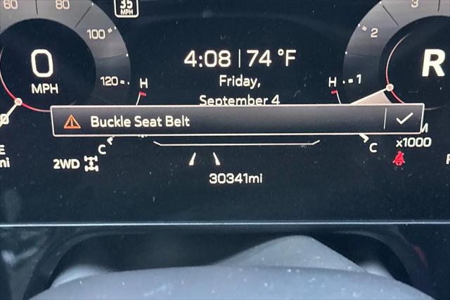 2025 GMC Yukon 4WD AT4