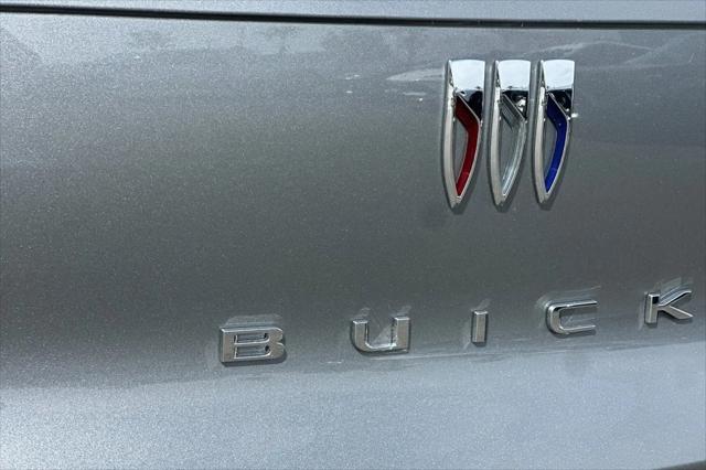 2026 Buick NV Preferred FWD