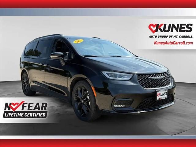 2025 Chrysler Pacifica Limited for sale in Mount Carroll, IL
