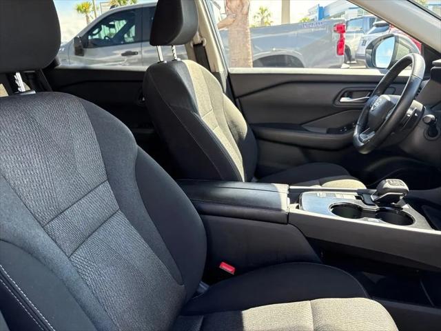 2025 Nissan Rogue SV FWD