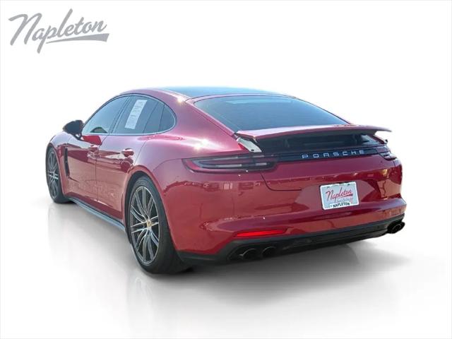 2018 Porsche Panamera 4