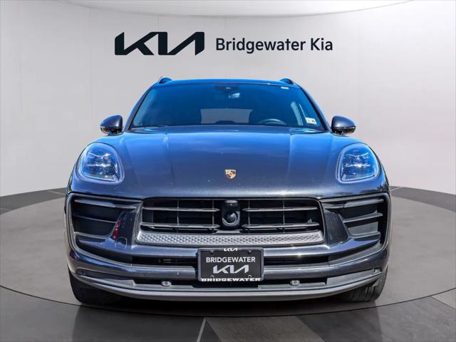 2023 Porsche Macan Macan