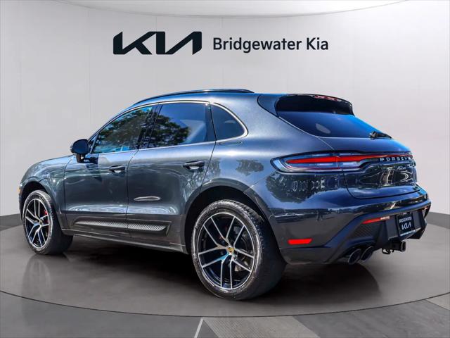 2023 Porsche Macan Macan
