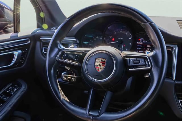 2023 Porsche Macan Macan