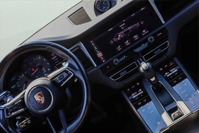 2023 Porsche Macan Macan