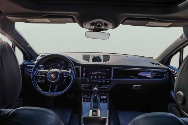 2023 Porsche Macan Macan