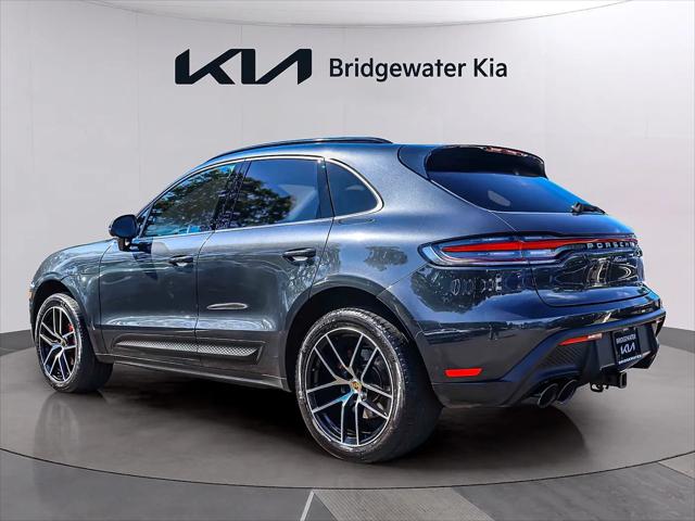 2023 Porsche Macan Macan