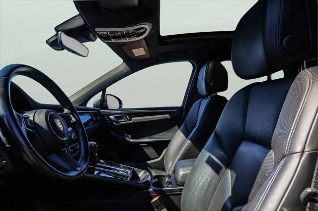 2023 Porsche Macan Macan