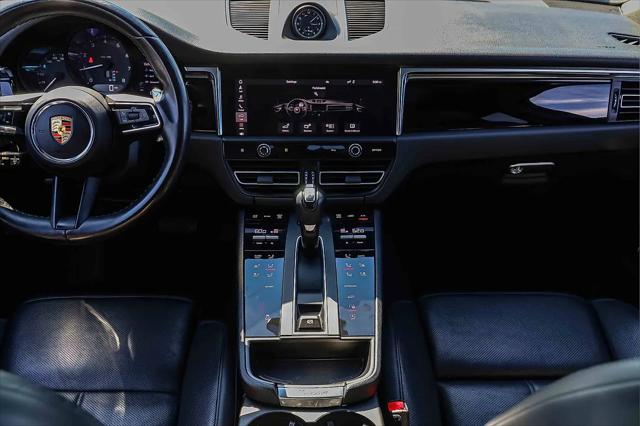 2023 Porsche Macan Macan