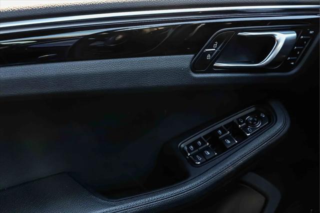 2023 Porsche Macan Macan