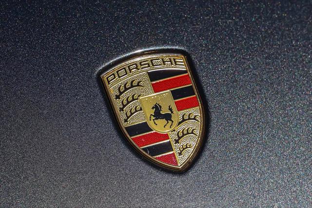 2023 Porsche Macan Macan