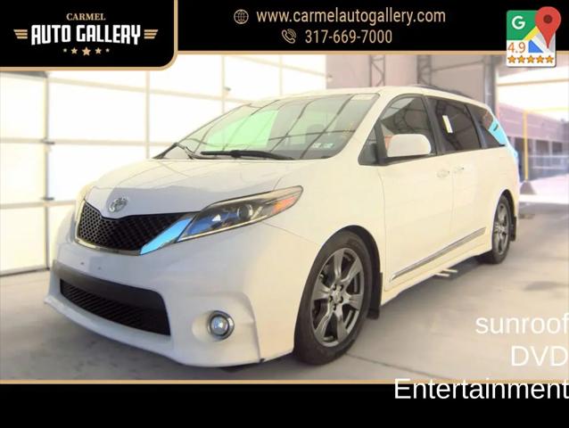 2017 Toyota Sienna SE Premium 8 Passenger for sale in Carmel, IN