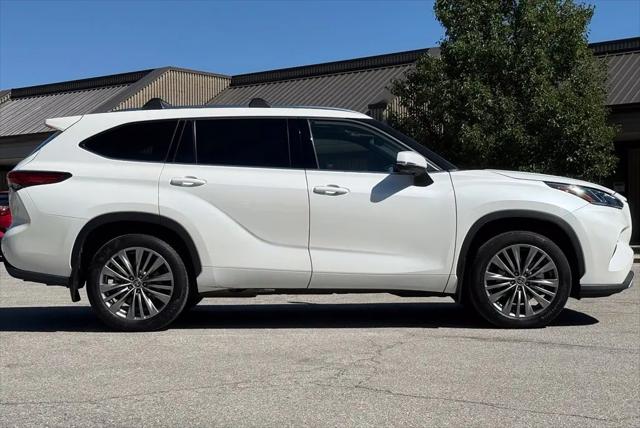 2020 Toyota Highlander Platinum