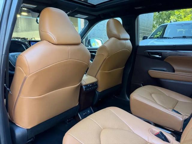 2020 Toyota Highlander Platinum