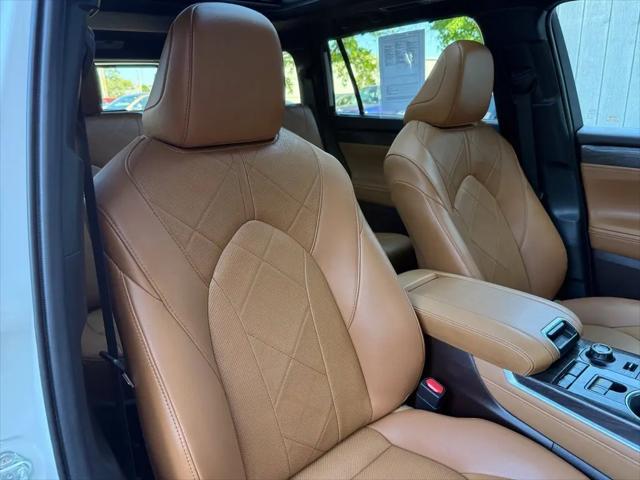 2020 Toyota Highlander Platinum