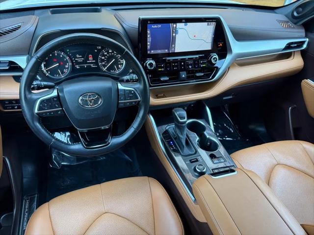 2020 Toyota Highlander Platinum