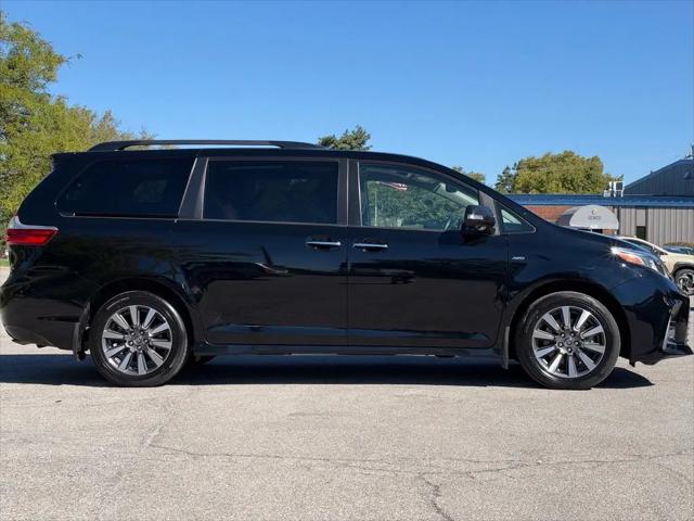 2018 Toyota Sienna Limited Premium 7 Passenger
