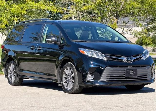 2018 Toyota Sienna Limited Premium 7 Passenger