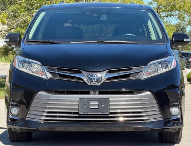 2018 Toyota Sienna Limited Premium 7 Passenger