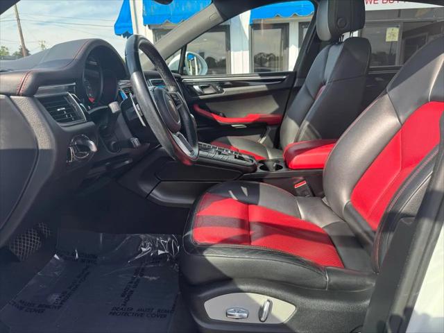 2018 Porsche Macan Sport Edition