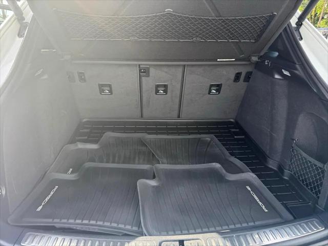 2018 Porsche Macan Sport Edition