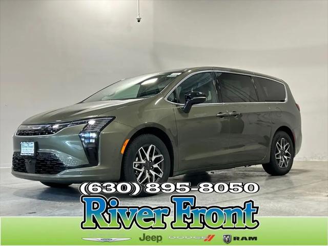 2027 Chrysler Pacifica Limited for sale in North Aurora, IL