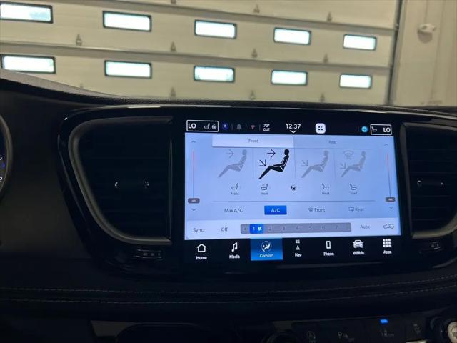 2027 Chrysler Pacifica Limited