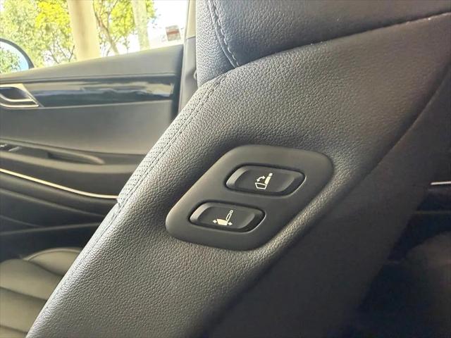 2025 Genesis GV80 2.5T Standard AWD