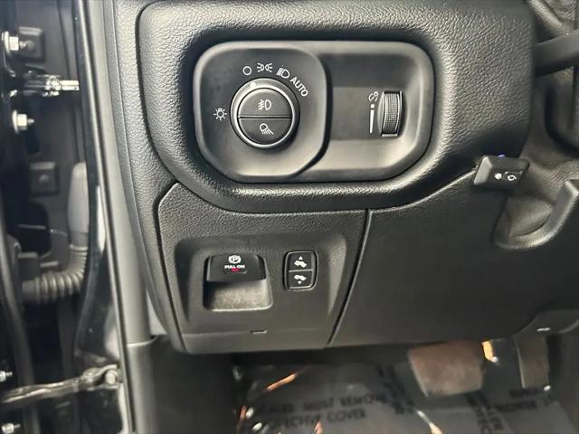 2020 Ram 1500 Big Horn Crew Cab 4x4 57 Box
