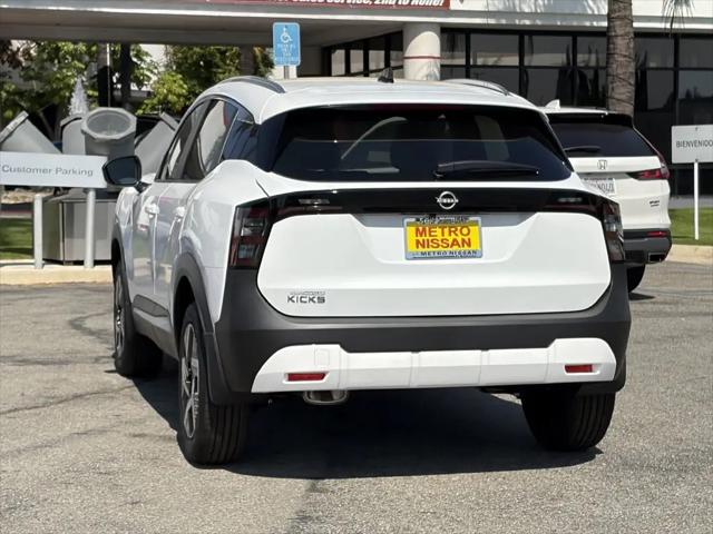 2027 Nissan Kicks SV
